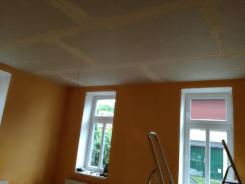 Snižování stropů sádrokartonem